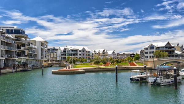 mandurah_canals_736x414 (1)