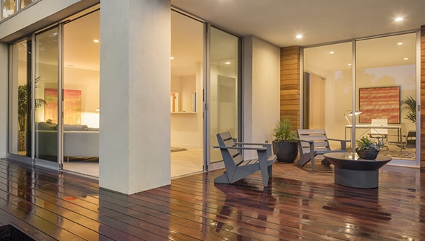 shutterstock_535657708 - Copy (1)