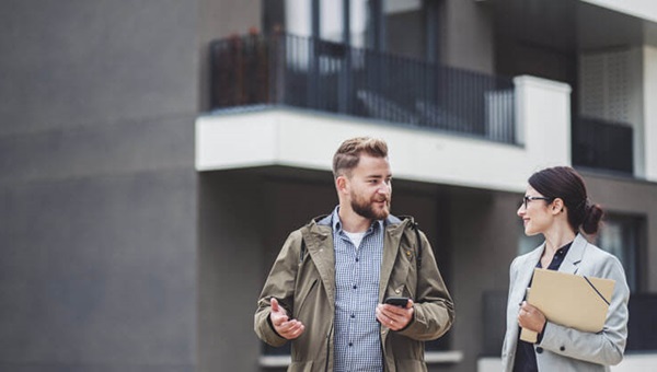 strata_manager_resident_736x414 (1)